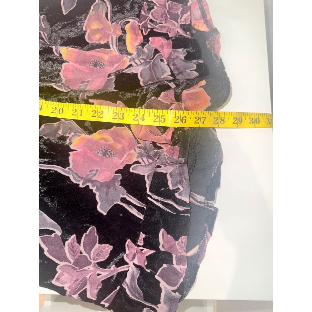 Romper Women's  Black Velvet Floral Whimsy Goth, Vampy Small - Picture 8 of 13